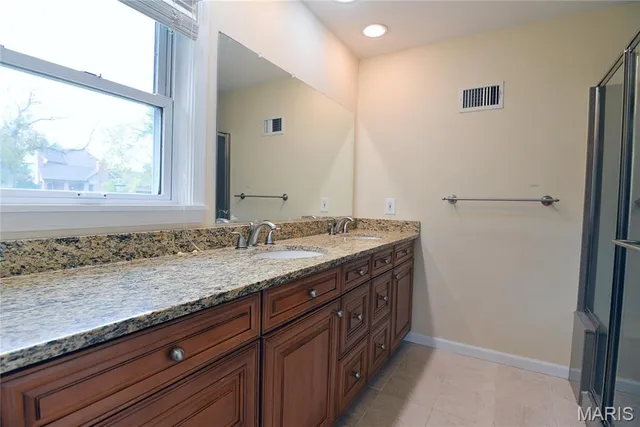 $5,600 | 2235 North Ballas Road, Town and Country, MO 63131