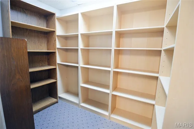 $5,600 | 2235 North Ballas Road, Town and Country, MO 63131