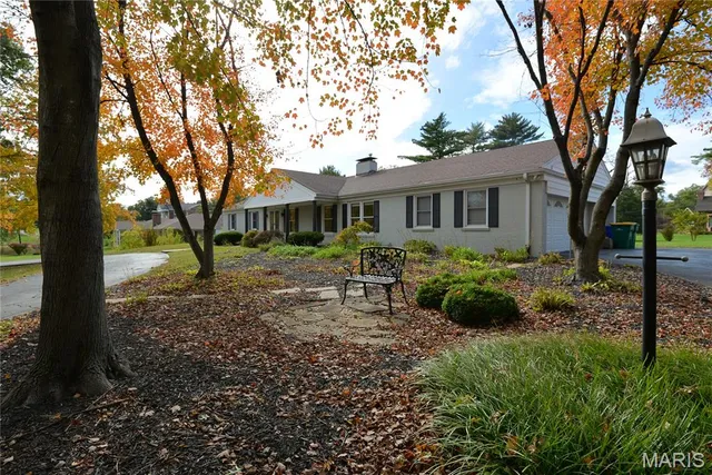 $5,600 | 2235 North Ballas Road, Town and Country, MO 63131