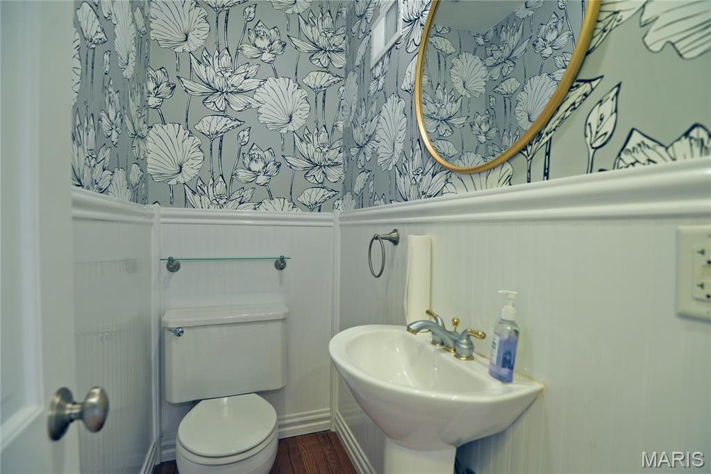 2235 North Ballas Road Town and Country, MO 63131 - Photo 9 of 38