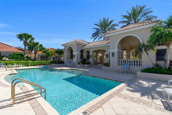 $589,000 | 7192 Rue De Palisades, Unit 12, Sarasota, FL 34238