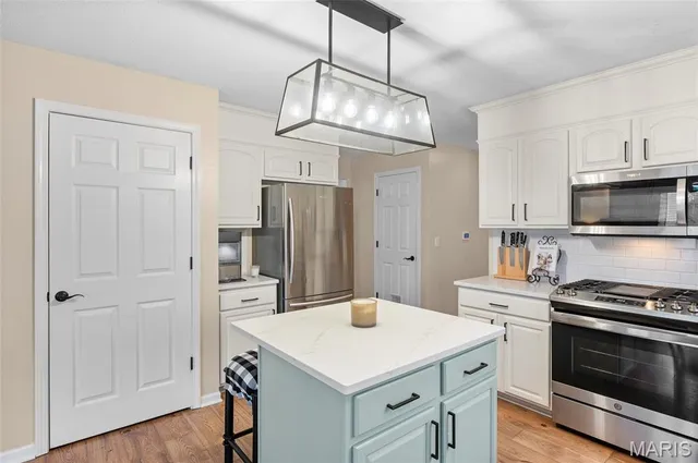 $410,000 | 416 Telluride Drive, Freeburg, IL 62243