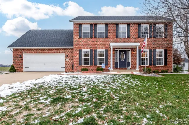 $410,000 | 416 Telluride Drive, Freeburg, IL 62243