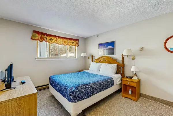 $375,000 | 8 Fall Line Drive, Unit S207, Newry, ME 04261