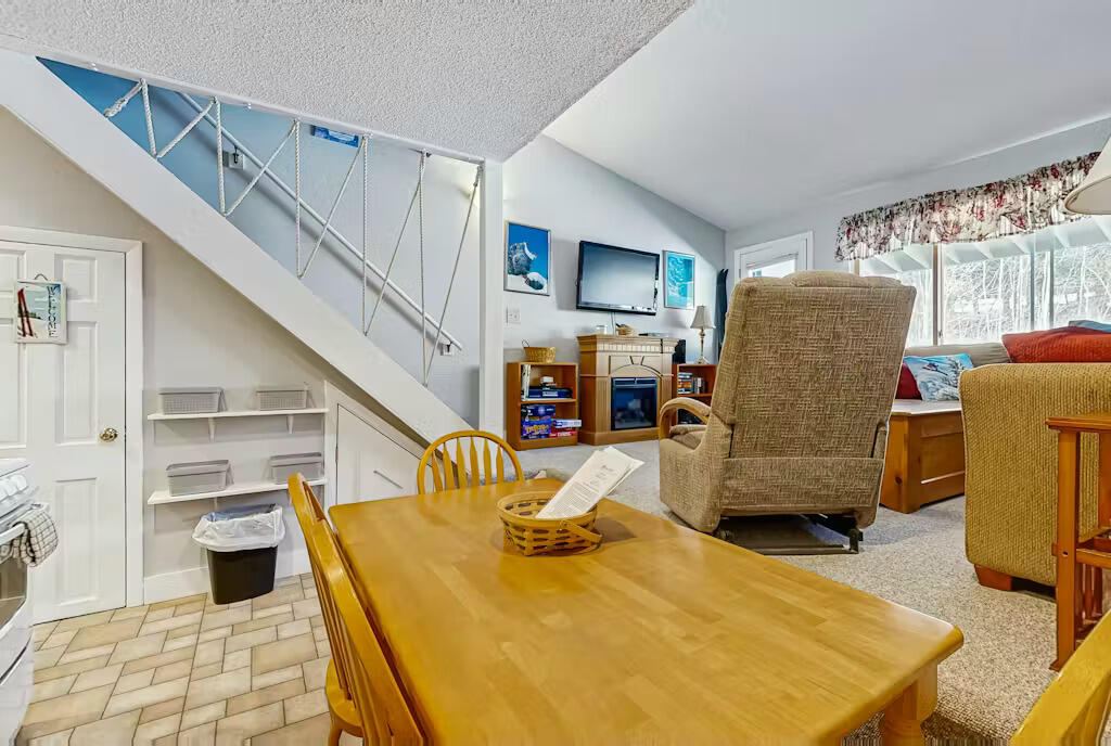 8 Fall Line Drive, Unit S207 Newry, ME 04261 - Photo 5 of 31 FL9