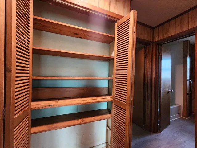 $1,550 | 803 North Oneal Street, Caldwell, TX 77836