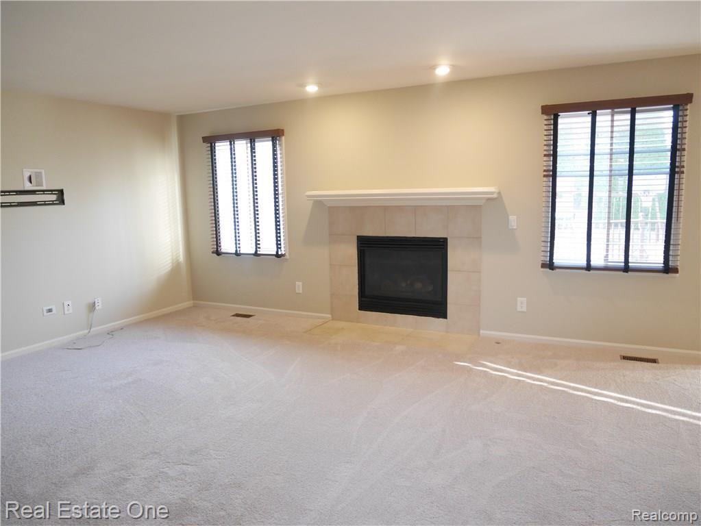2592 Brilliance Rochester Hills, MI 48309 - Photo 9 of 28