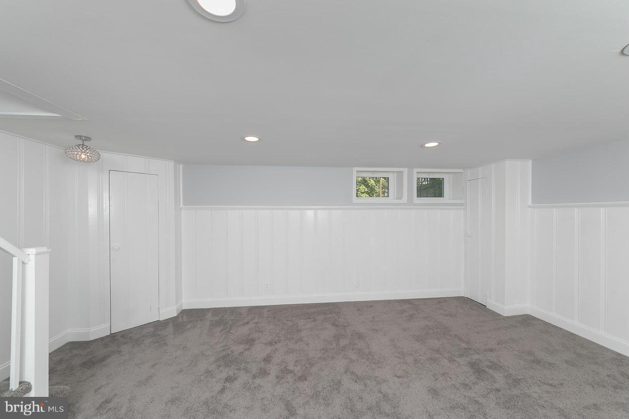 1026 Harwall Road Baltimore, MD 21207 - Photo 22 of 30 Family Room