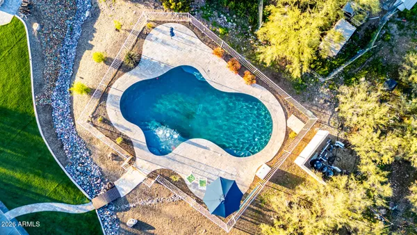 a view of residential houses with outdoor space