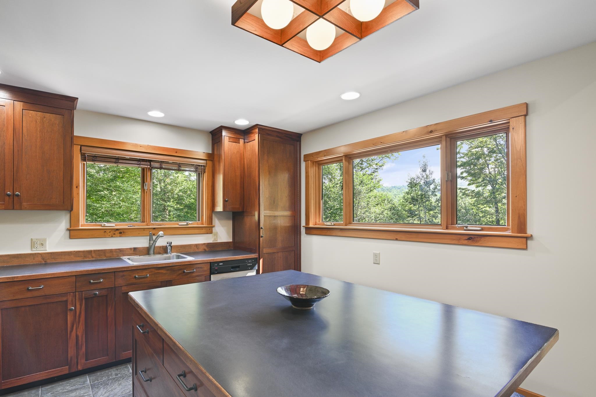 360 Valley View Road West Dover, VT 05356 - Photo 15 of 58