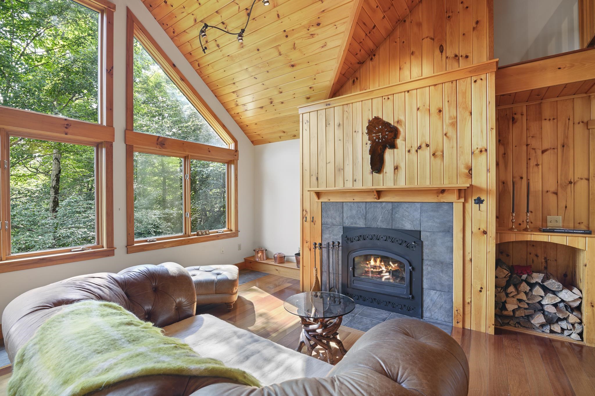 360 Valley View Road West Dover, VT 05356 - Photo 4 of 58