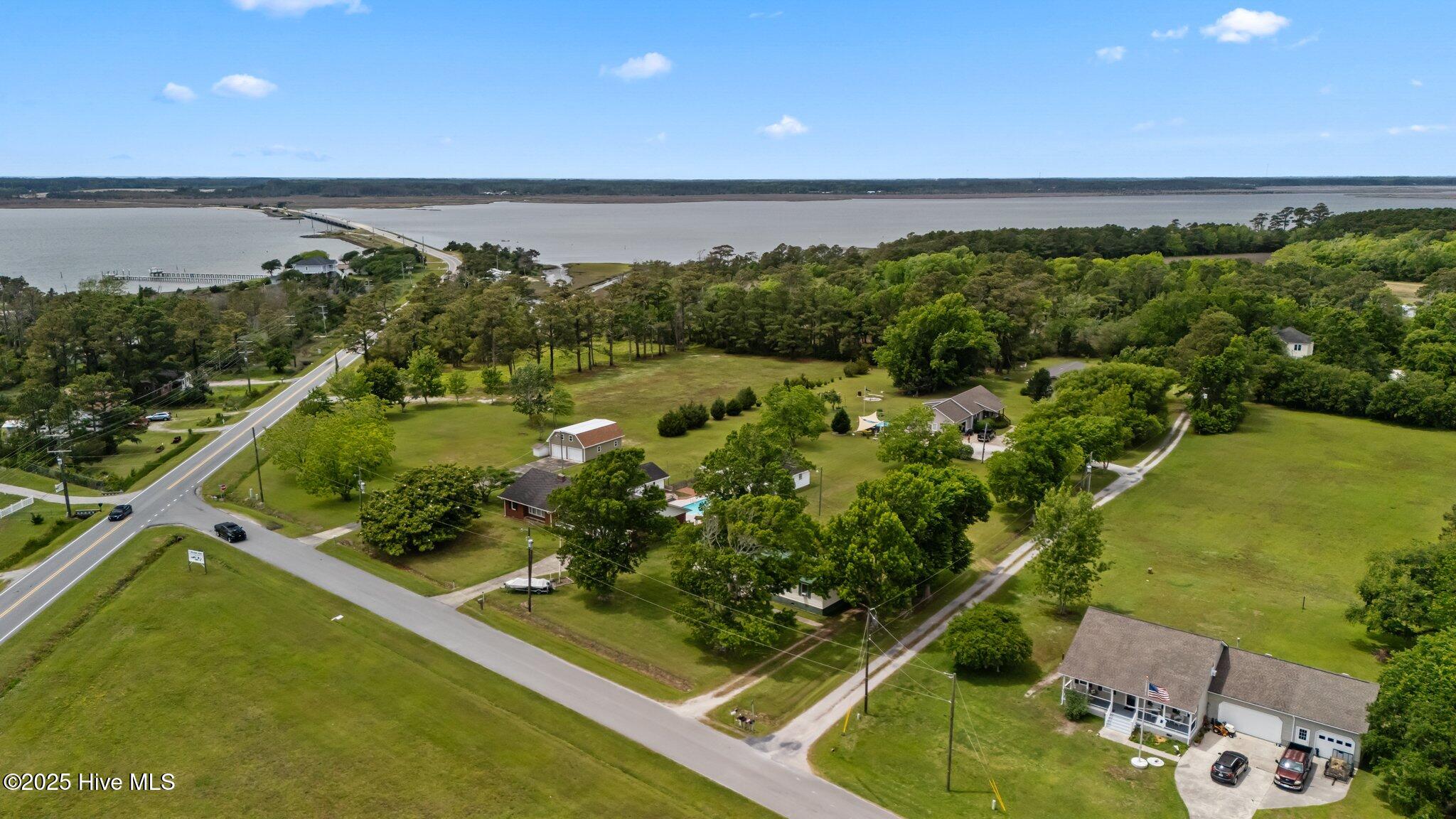 127 Arthur Road Beaufort, NC 28516 - Photo 26 of 40 73-web-or-mls-DJI_20250506133506_0064_D