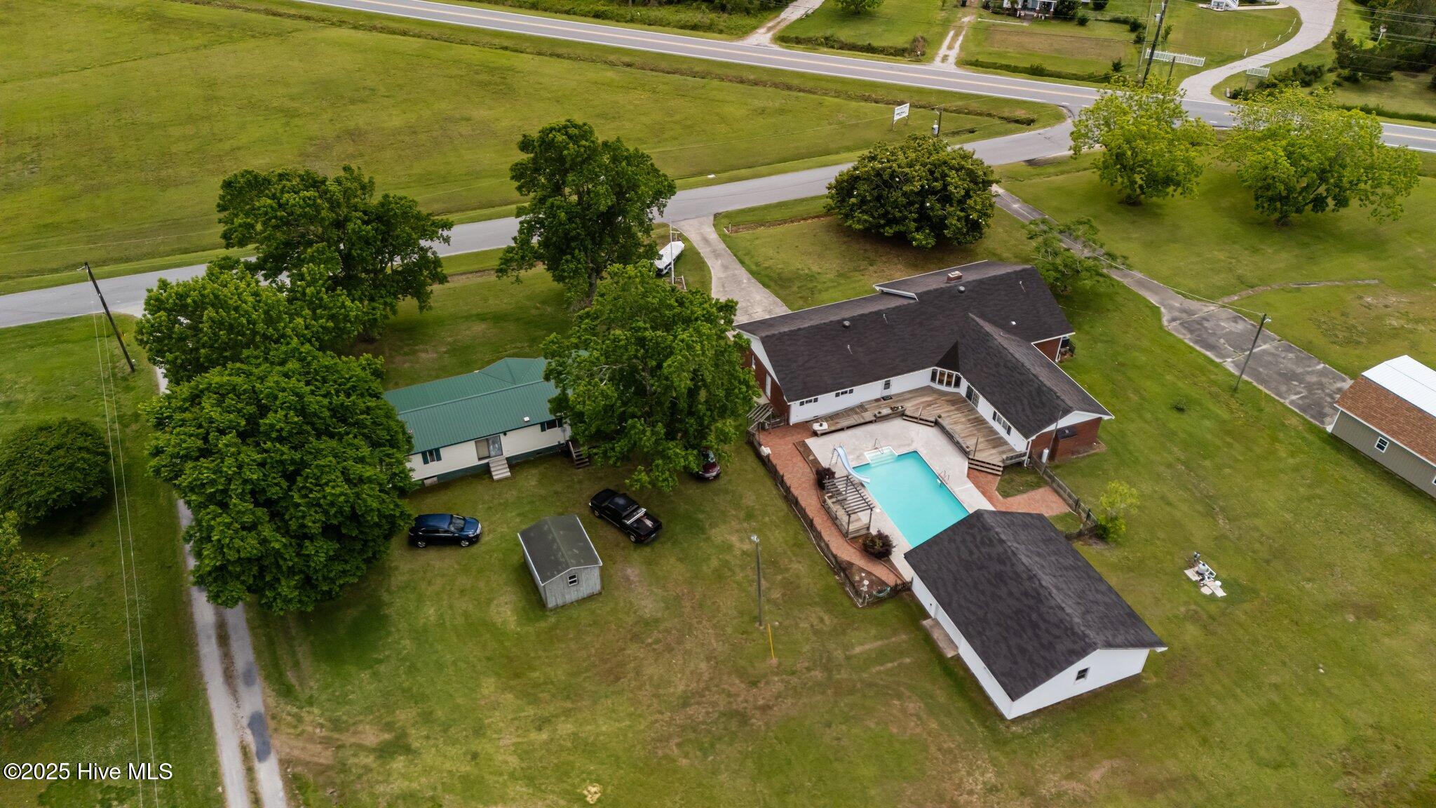 127 Arthur Road Beaufort, NC 28516 - Photo 28 of 40 80-web-or-mls-DJI_20250506133806_0091_D