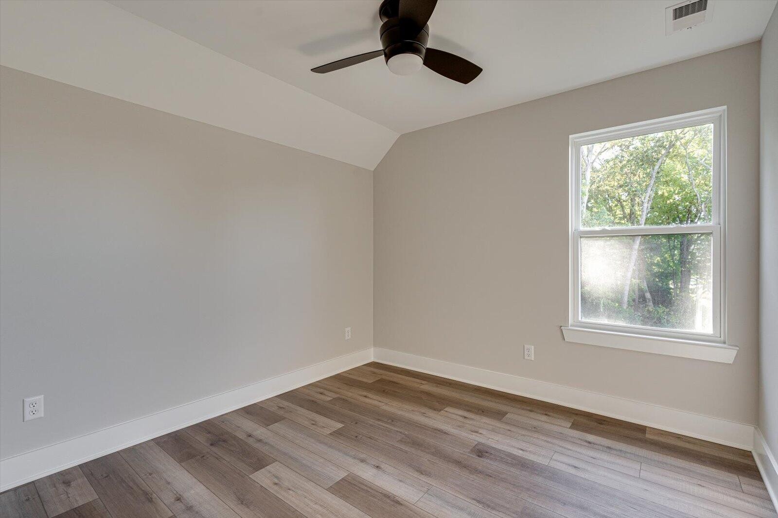 188 56th Street Northwest Cleveland, TN 37312 - Photo 22 of 32 Gallery Image 22
