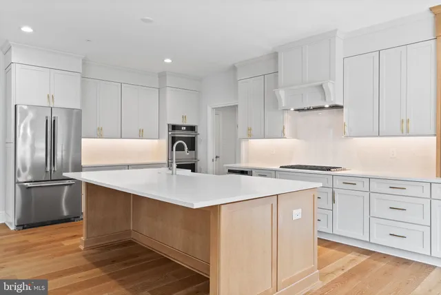 $1,086,900 | 102 Harvey Road, Unit 1B, Wallingford, PA 19086