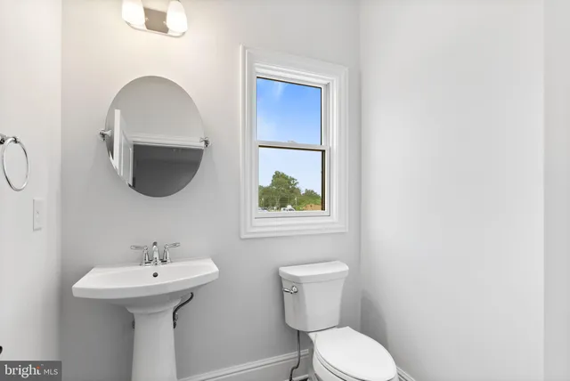 $1,086,900 | 102 Harvey Road, Unit 1B, Wallingford, PA 19086