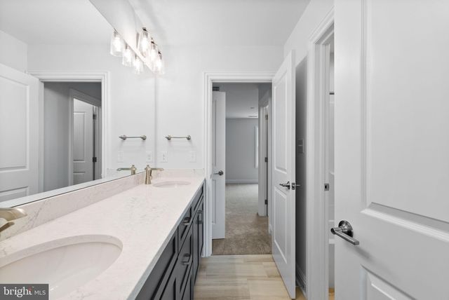 $1,086,900 | 102 Harvey Road, Unit 1B, Wallingford, PA 19086