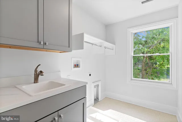 $1,086,900 | 102 Harvey Road, Unit 1B, Wallingford, PA 19086