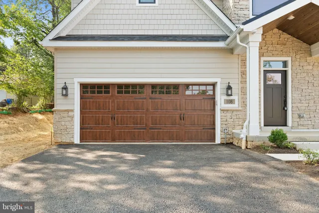 $1,086,900 | 102 Harvey Road, Unit 1B, Wallingford, PA 19086