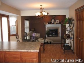 4483 Foxbury Lane Springfield, IL 62711 - Photo 5 of 12