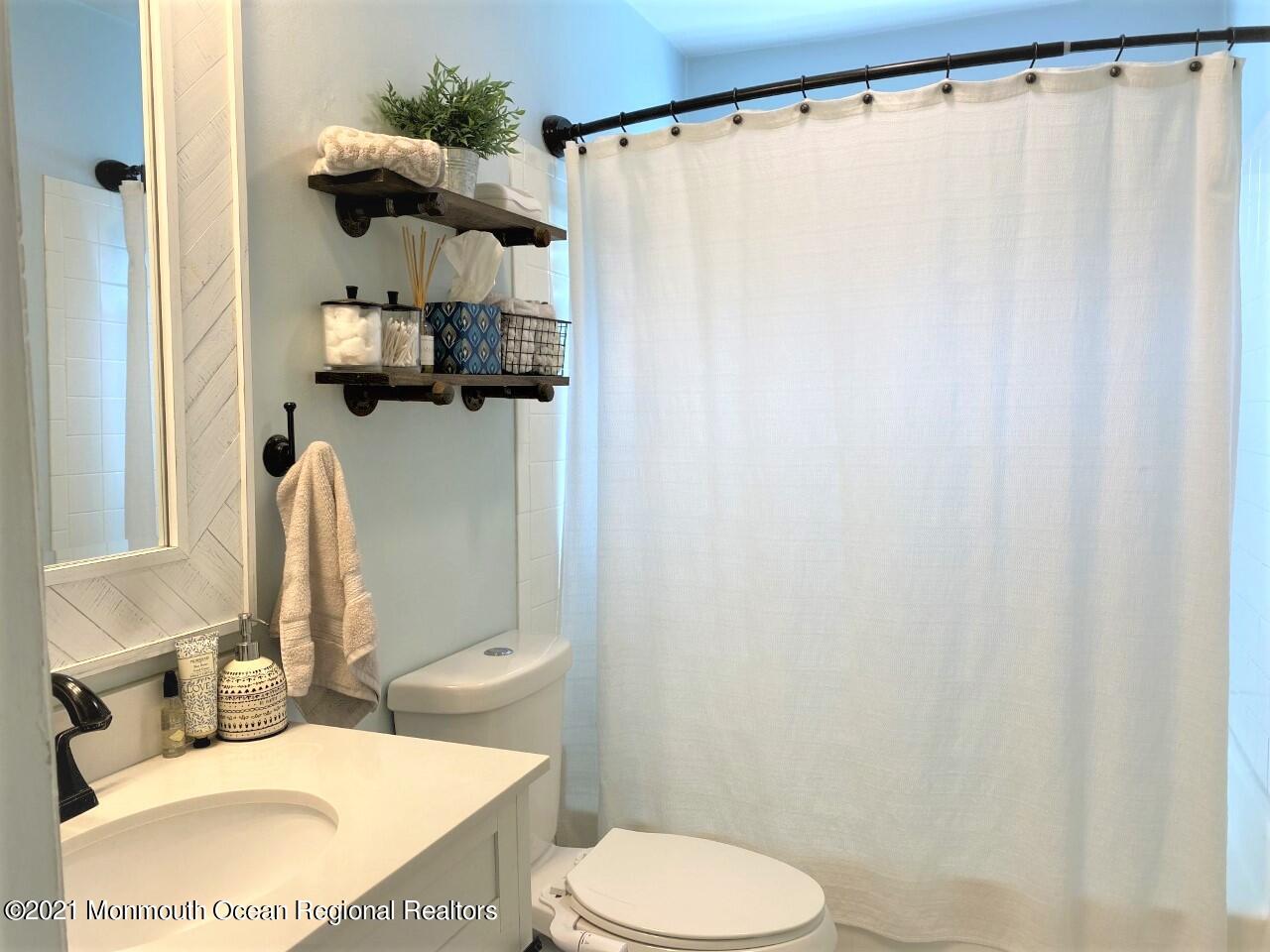 1 Hackamore Court Tinton Falls, NJ 07753 - Photo 26 of 38 1 Hackamore Bath 3 (2)