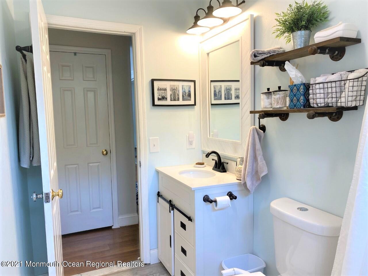 1 Hackamore Court Tinton Falls, NJ 07753 - Photo 28 of 38 1 Hackamore Bath 5 (2)