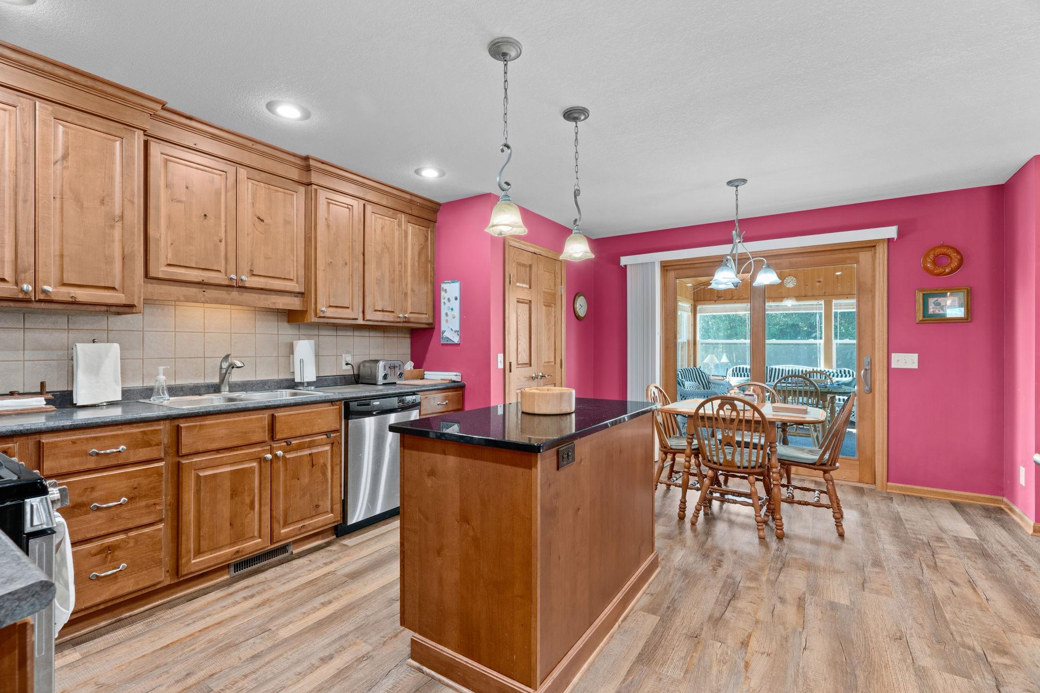 35084 Hinckley Road Hinckley, MN 55037 - Photo 9 of 38