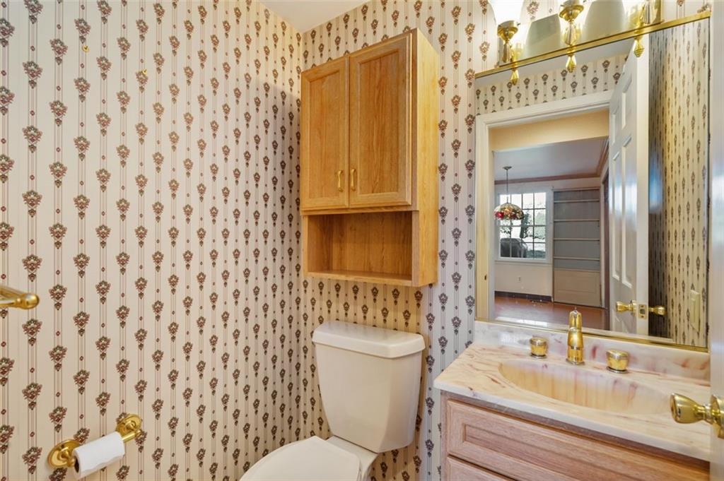 1439 Old Meadow Road Pittsburgh, PA 15241 - Photo 13 of 27 Half bath near door to garage.