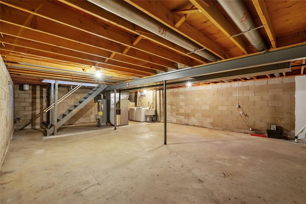 1439 Old Meadow Road Pittsburgh, PA 15241 - Photo 23 of 27 Gallery Image 23