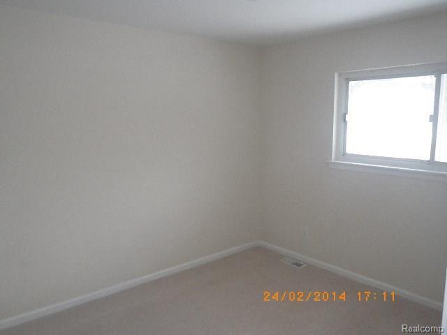 627 Miller Avenue Rochester, MI 48307 - Photo 6 of 8 Afterbed2.jpg