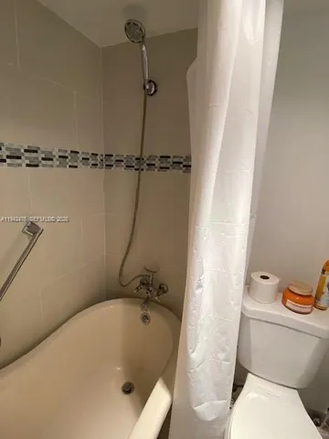 $95,000 | 1902 Bermuda Circle, Unit E2, Coconut Creek, FL 33066