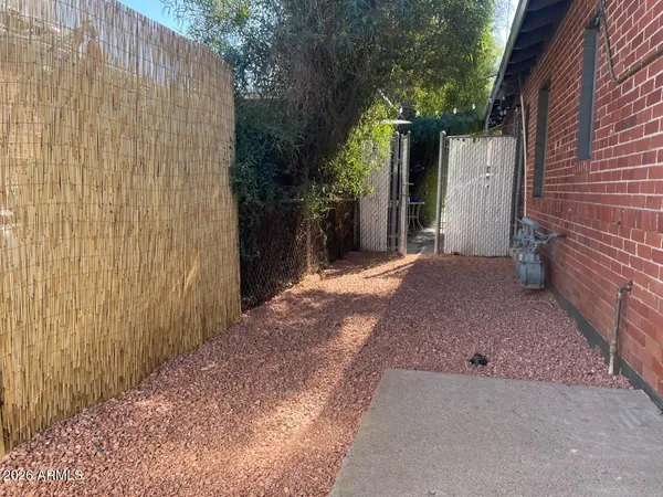 $995 | 1308 West Whitton Avenue, Unit 2, Phoenix, AZ 85013