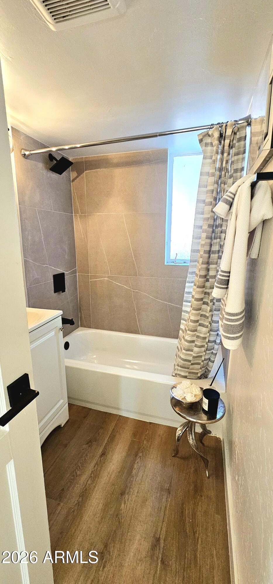 1308 West Whitton Avenue, Unit 2 Phoenix, AZ 85013 - Photo 8 of 12 20251017_161004