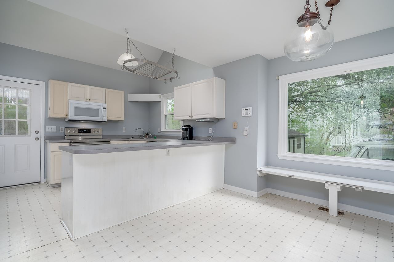 6916 Spring Drive Raleigh, NC 27613 - Photo 6 of 21 Photo 7