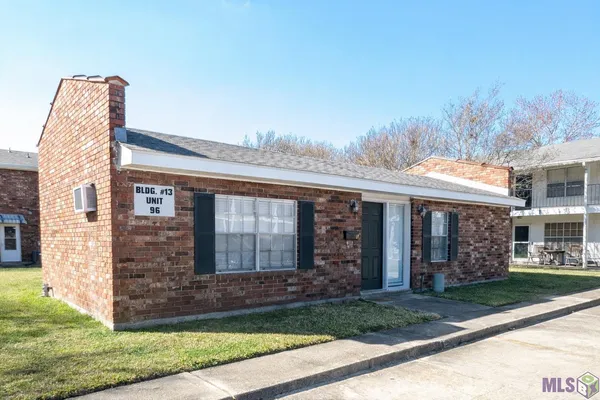 $995 | 1701 Lobdell Avenue, Unit 96, Baton Rouge, LA 70806