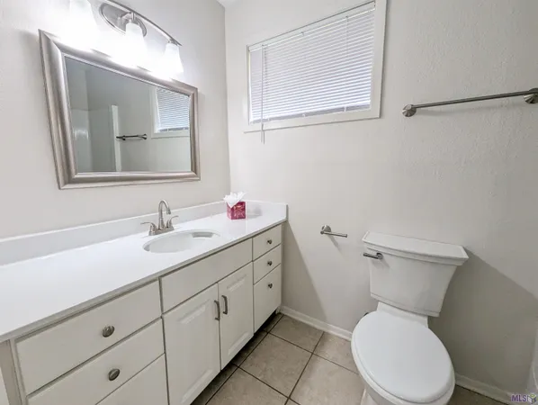 $995 | 1701 Lobdell Avenue, Unit 96, Baton Rouge, LA 70806