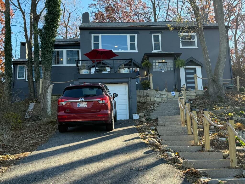 27 Sunset Trail Portage, IN 46368 - Photo 2 of 62 1024x768