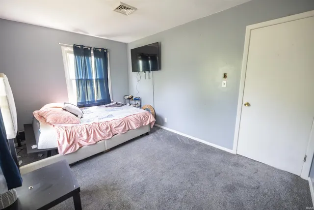 $184,900 | 1400 West County Road 1200 North, Muncie, IN 47303