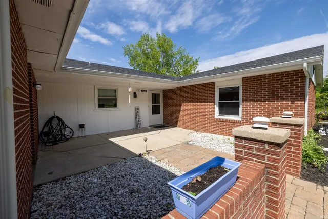 $184,900 | 1400 West County Road 1200 North, Muncie, IN 47303