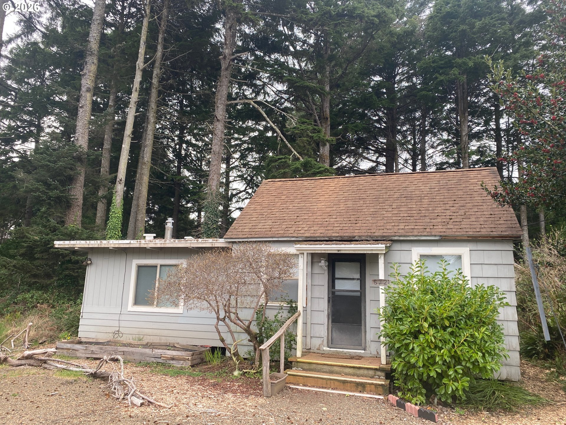 6721 Rhododendron Avenue Gleneden Beach, OR 97388 - Photo 2 of 25