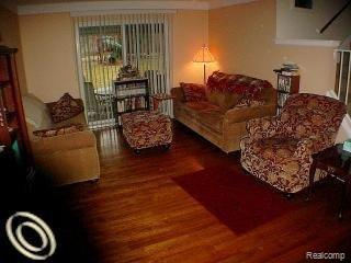 29739 Curtis Road Livonia, MI 48152 - Photo 4 of 14 9.jpg