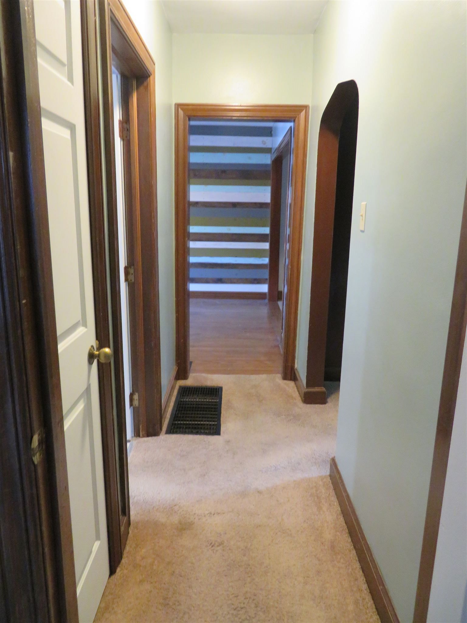 6614 Old State Road Evansville, IN 47710 - Photo 18 of 30 Gallery Image 18