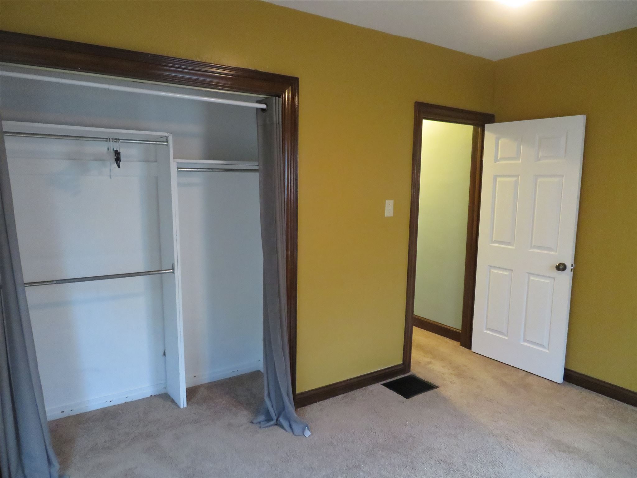 6614 Old State Road Evansville, IN 47710 - Photo 20 of 30 Gallery Image 20