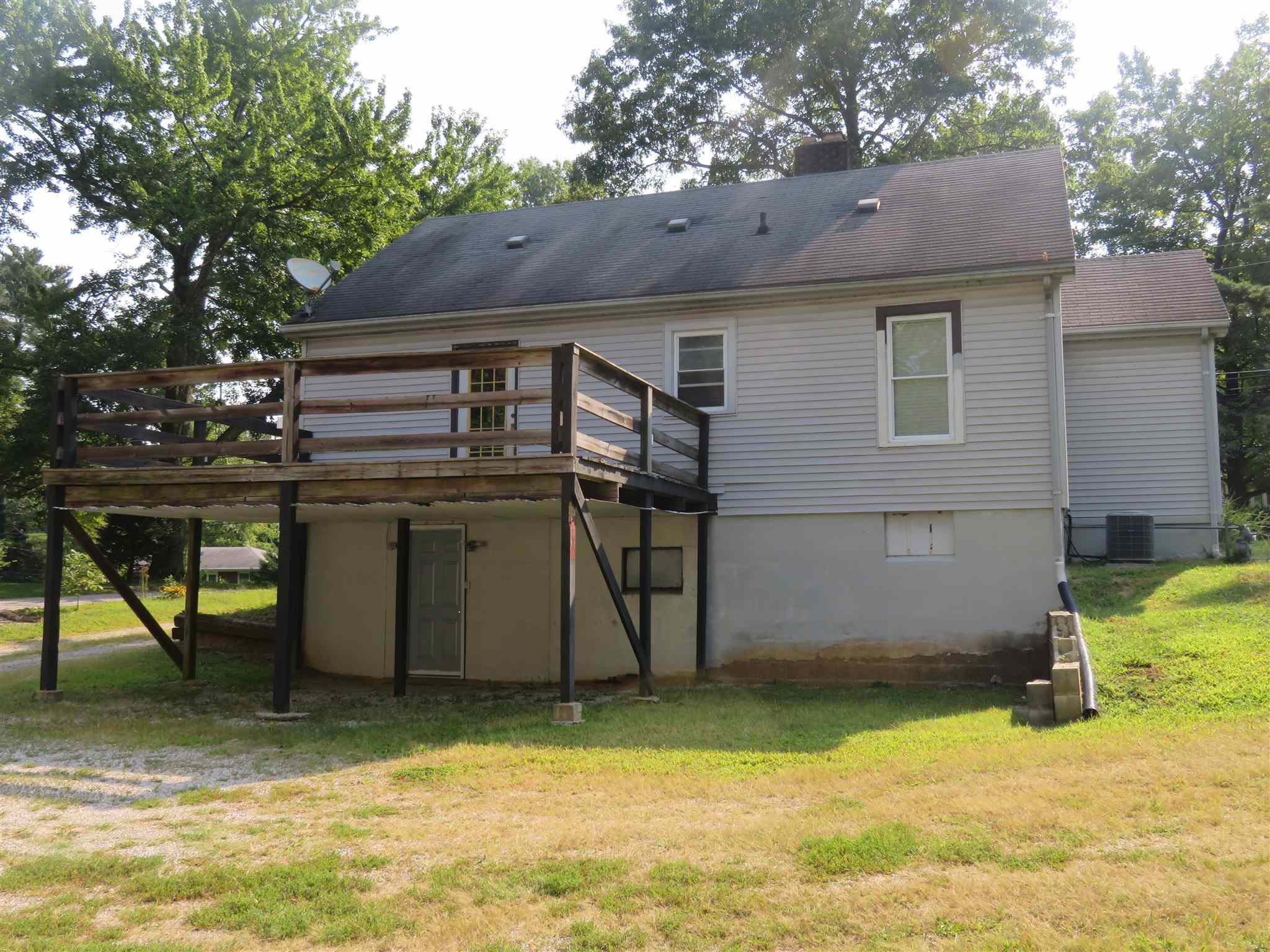 6614 Old State Road Evansville, IN 47710 - Photo 24 of 30 Gallery Image 24