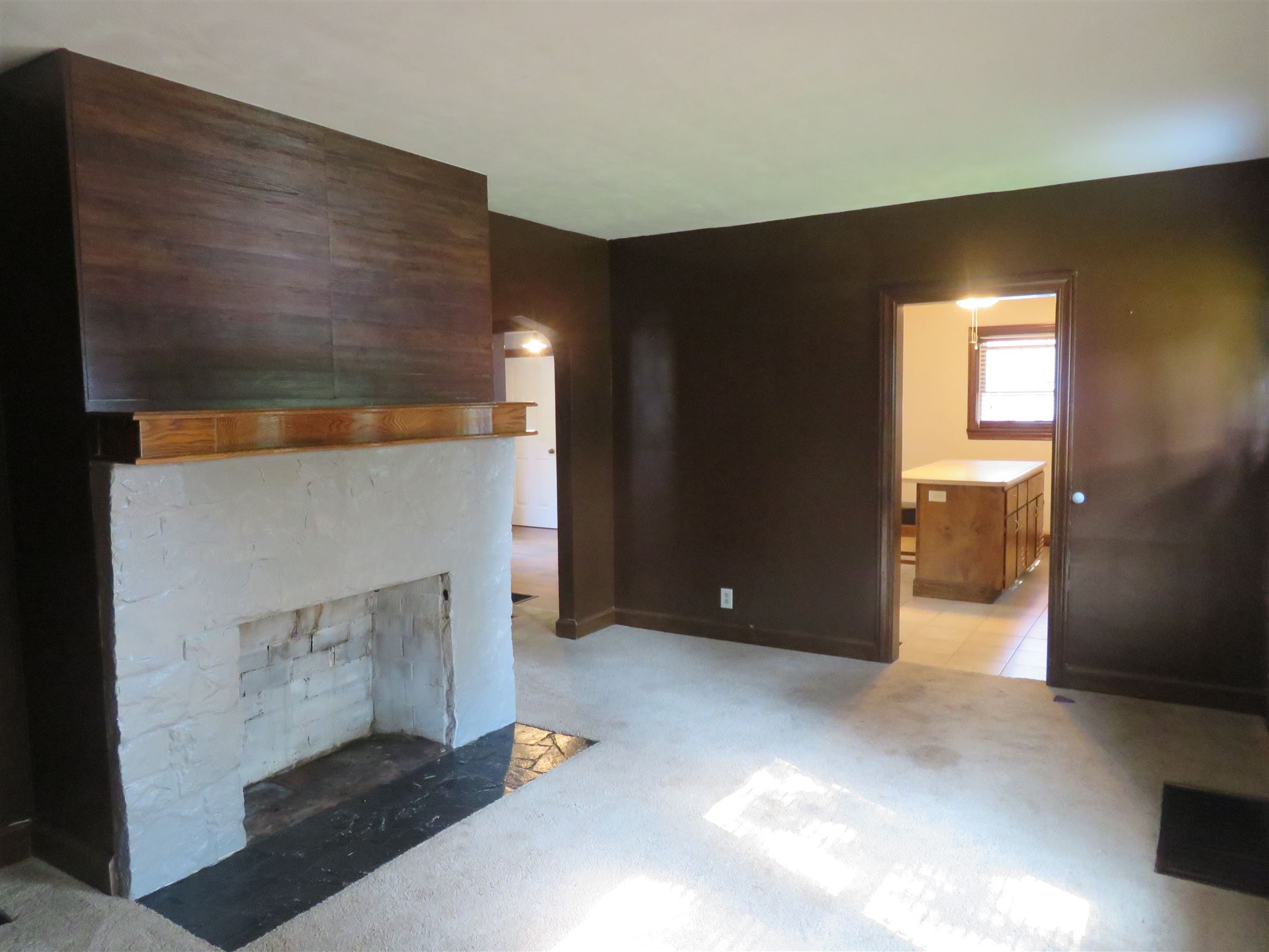 6614 Old State Road Evansville, IN 47710 - Photo 7 of 30 Gallery Image 7