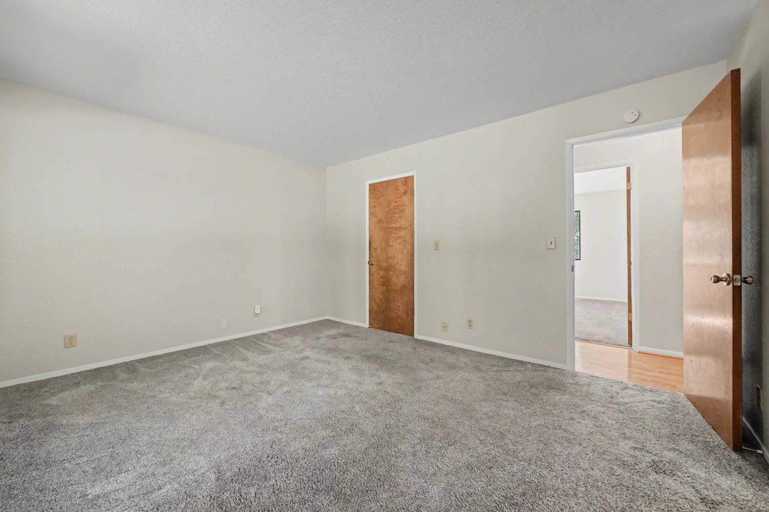 23781 Golden Ridge Drive Volcano, CA 95689 - Photo 25 of 50 an empty room with closet area