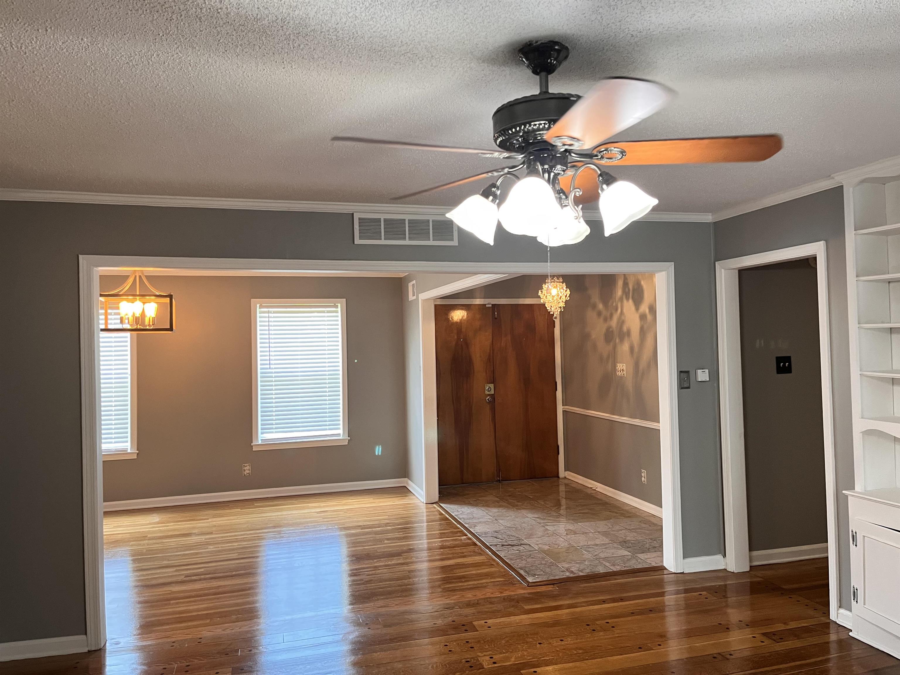 4282 Millbranch Road Memphis, TN 38116 - Photo 2 of 28