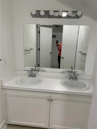 $1,800 | 1636 Peniston Street, Unit B, New Orleans, LA 70115
