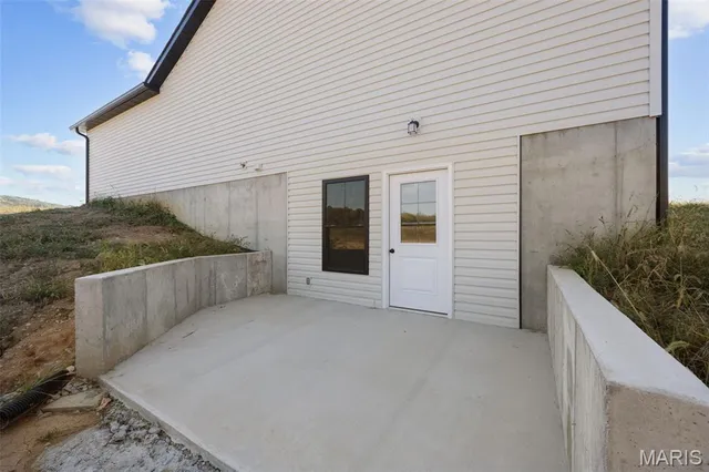 $329,900 | 10233 Riehl Farm Drive, Potosi, MO 63664