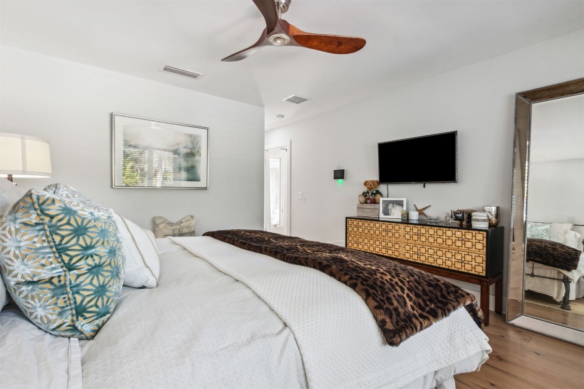 37 Marsh Creek Road Fernandina Beach, FL 32034 - Photo 19 of 42 PRIMARY EN SUITE BEDROOM